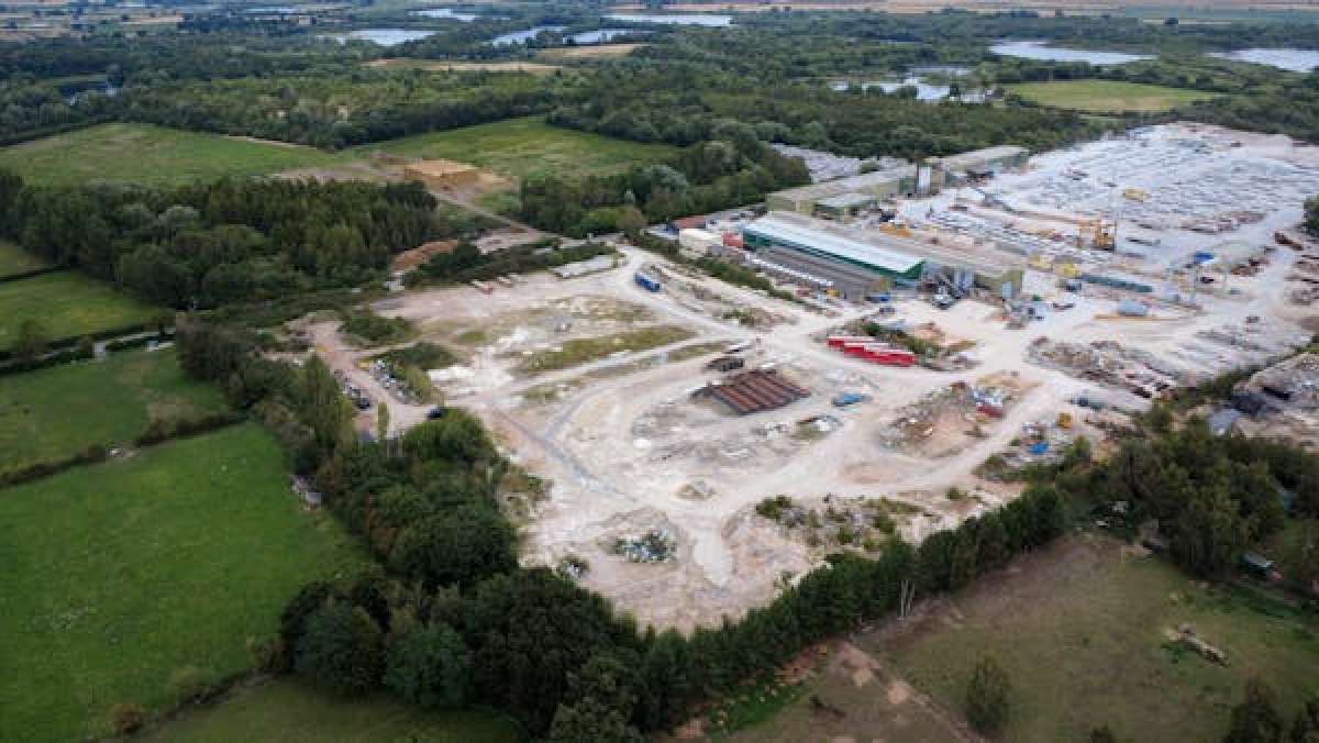 Storage in Lound Retford - photo 3